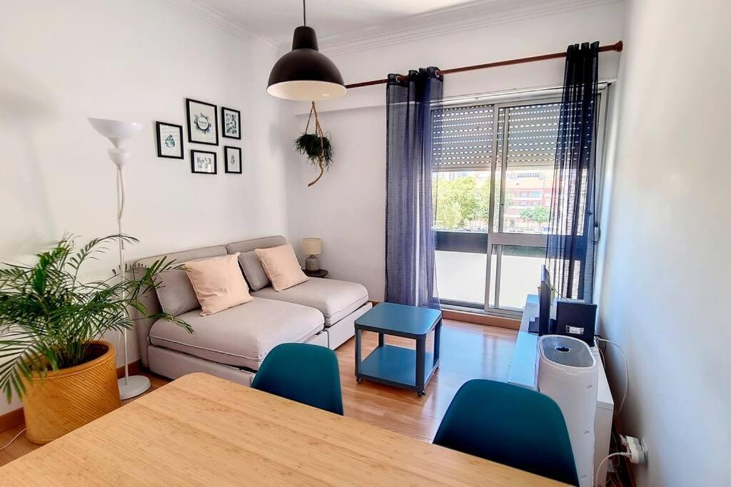 Cozy One Bedroom Apartment Лиссабон Экстерьер фото